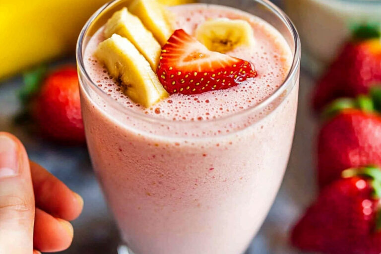Batido de fresa cremoso y delicioso para disfrutar