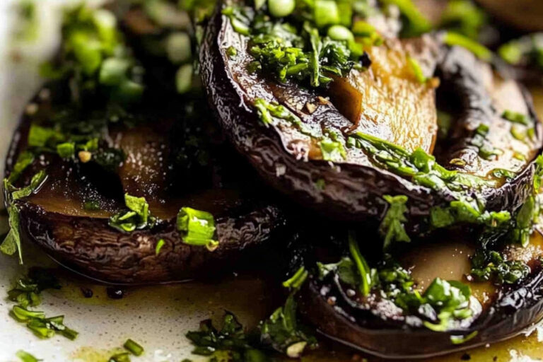 Champiñones al horno con mantequilla de cebollino