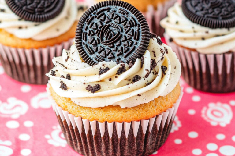 Cupcakes rellenos de Oreo