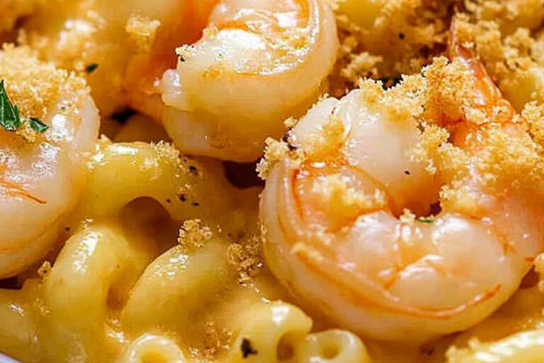 Deliciosa macarrones con queso y camarones