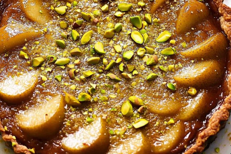 Deliciosa tarta de pistacho y pera al horno