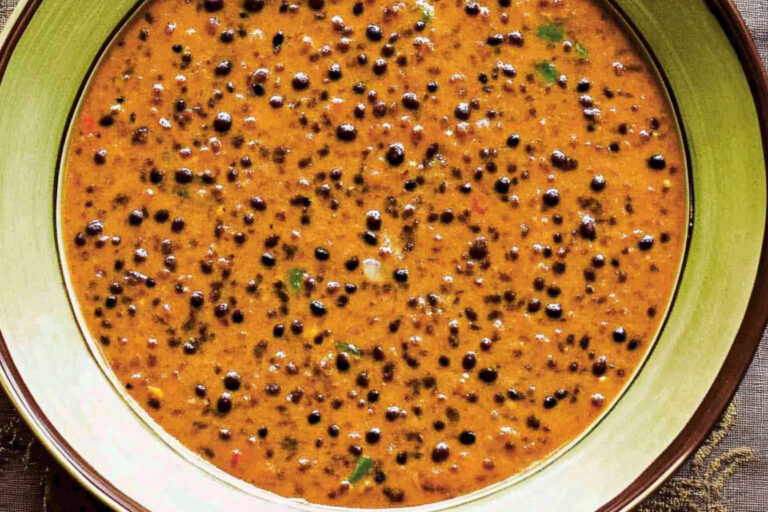 Delicioso Dal Makhani: Tradición India en tu Mesa