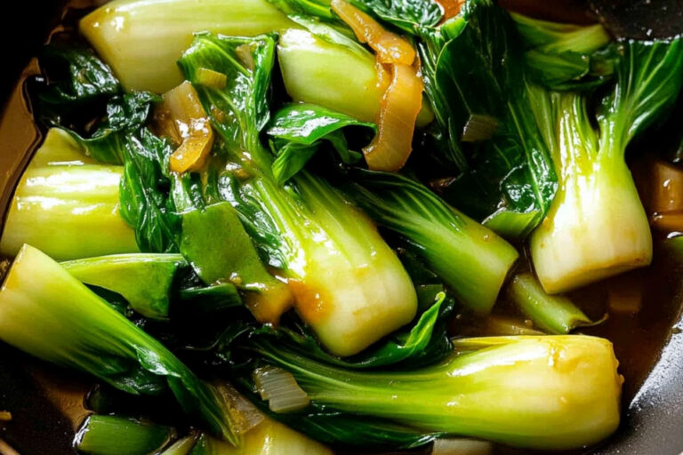 Delicioso bok choy en salsa de jengibre