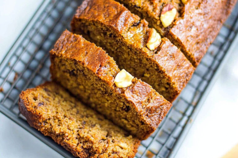 Delicioso pan de plátano saludable en casa