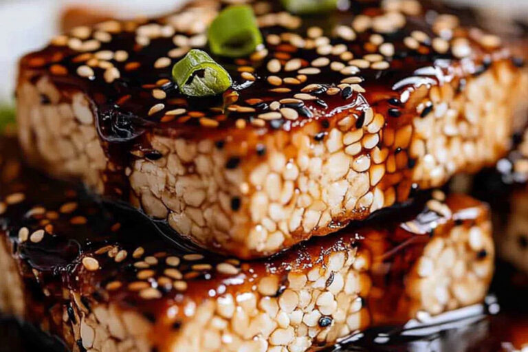 Deliciosos filetes de tofu crujientes de sésamo