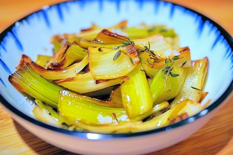 Deliciosos puerros asados con hierbas aromáticas