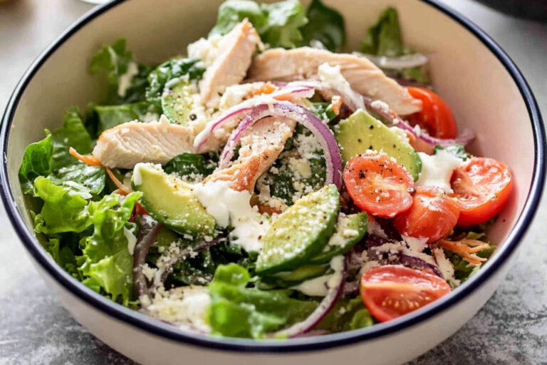 Ensalada de Pollo San Francisco con Aderezo de Yogur