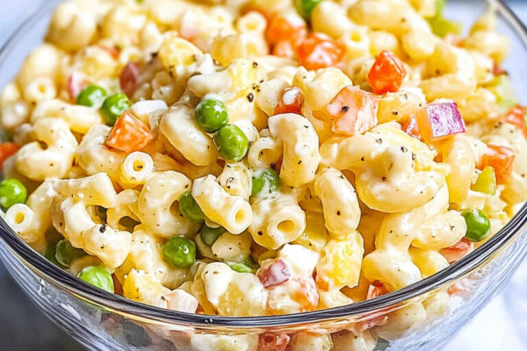 Ensalada de macarrones cremosa y deliciosa